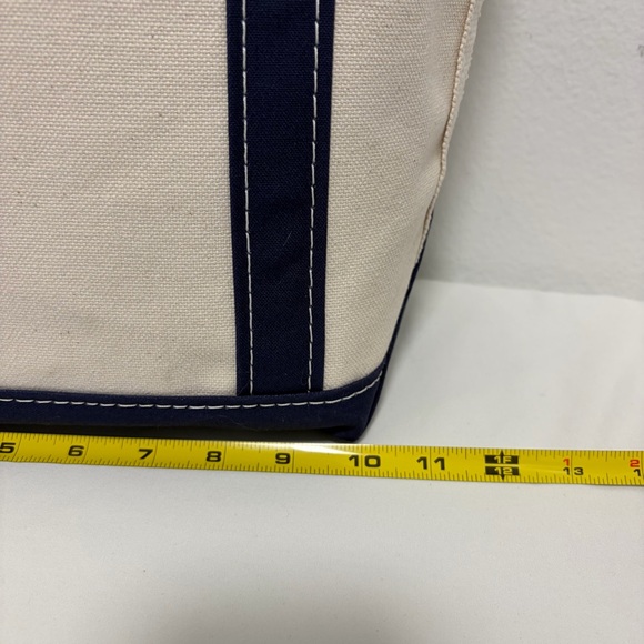 L.L. Bean Vintage White & Navy Blue Double Handle Small Canvas Tote - Like New - Picture 6 of 9